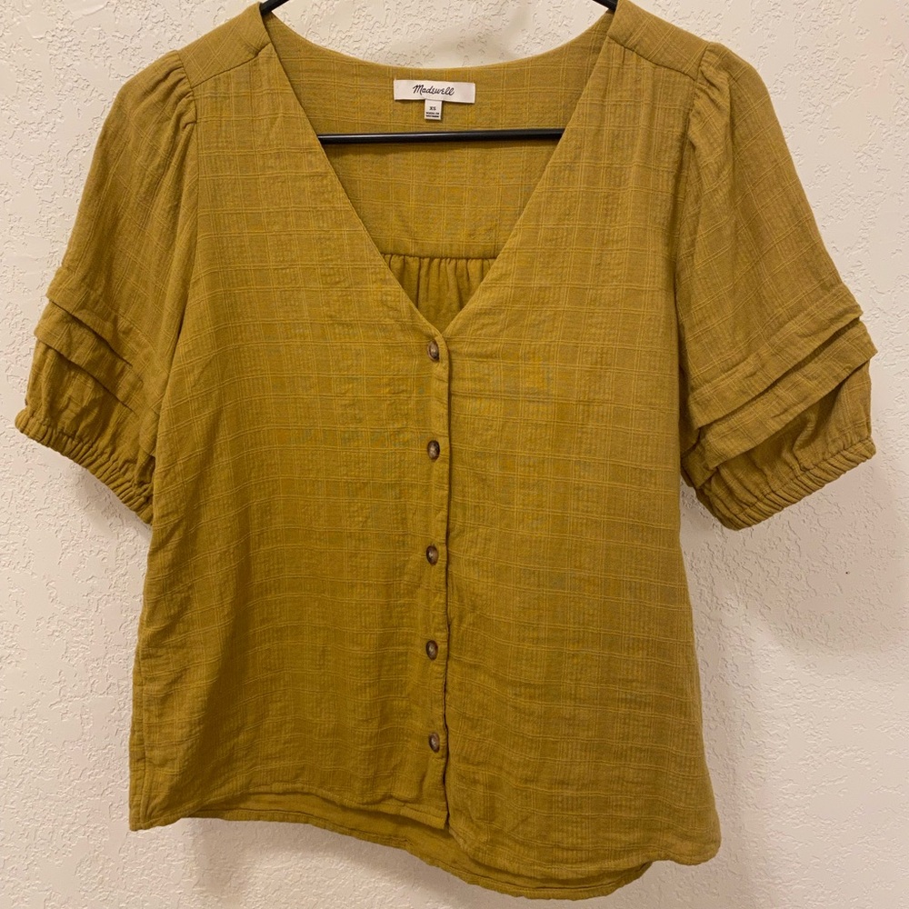 Madewell Mustard Button-Front V-Neck Short Sleeve Top